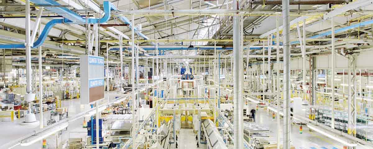 Produktion beim italienischen Haushaltsgerätehersteller Whirlpool EMEA